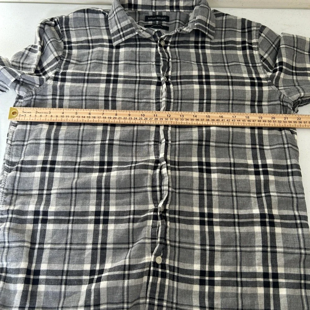 Banana Republic Mens Large Grey Black Plaid Untucked Slim Fit Button Down Shirt
